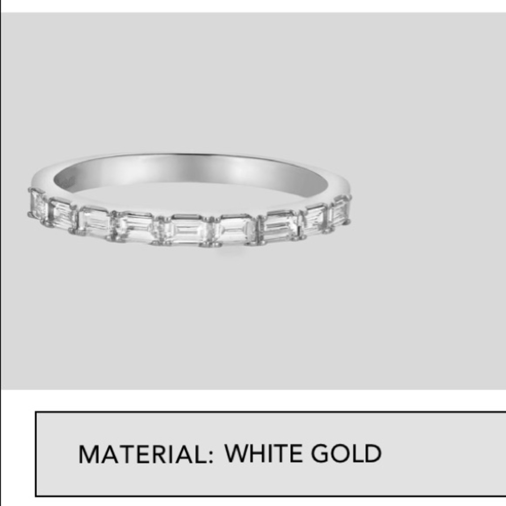 Noémie Baguette Diamond Band